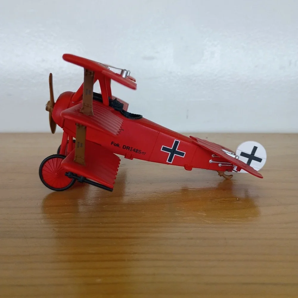 1999 Hallmark Legends In‎ Flight Red Baron Fokker & 1998 Curtis Jenny Biplane